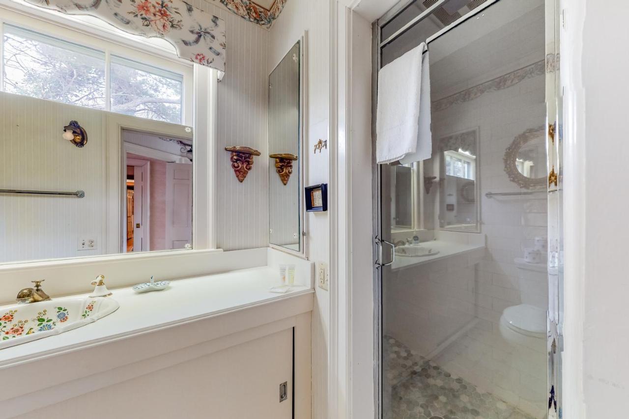 Villa Lily Hill à Vineyard Haven Extérieur photo